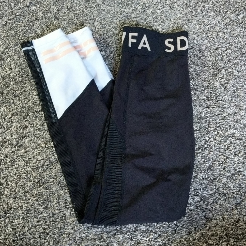 Sarah's Day Fearless Leggings SDxWFA
